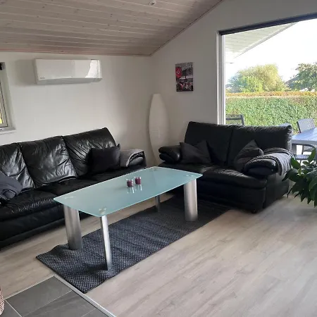 Feriehygge Hele Aret I Flot Feriehus Hébergement de vacances *